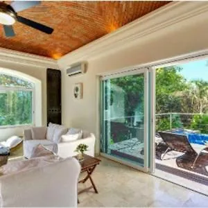 Luxury Villa In Playacar Playa del Carmen México
